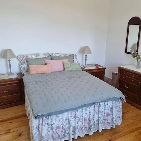 בית נופש Quiet Countryside Nature Retreat *