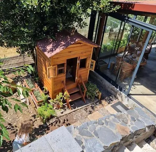 בית נופש Quiet Countryside Nature Retreat *